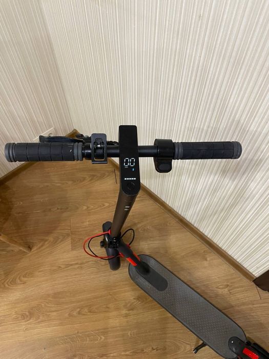 Электросамокат Xiaomi м365