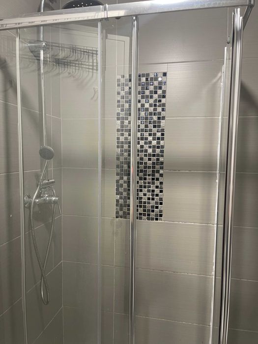 Quarto para casal  – Senhora da Hora (30 m²)