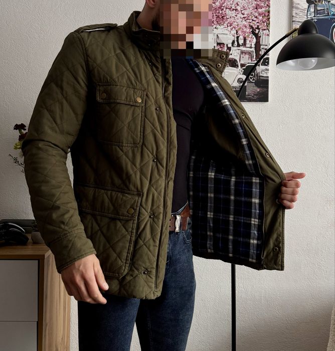 Стьобана куртка (quilted jacket) бренду Jack Wills