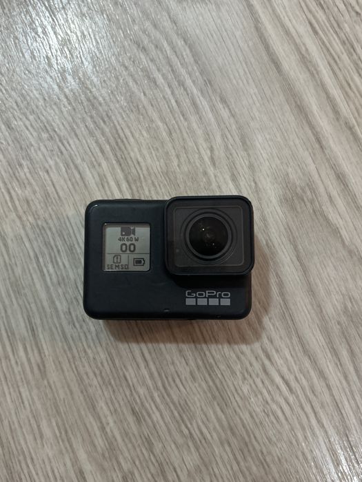 GoPro Hero 7 Black + 4 Baterias + Caixa de estanque+Base de carregamento