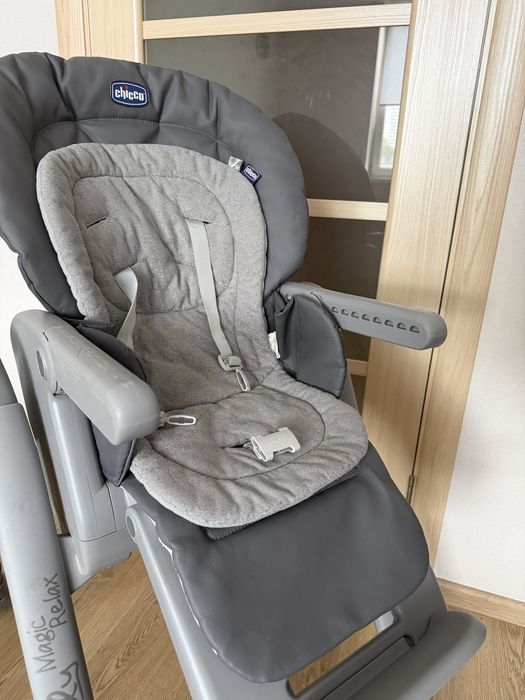 Стільчик, крісло для годування Chicco Polly Magic Relax