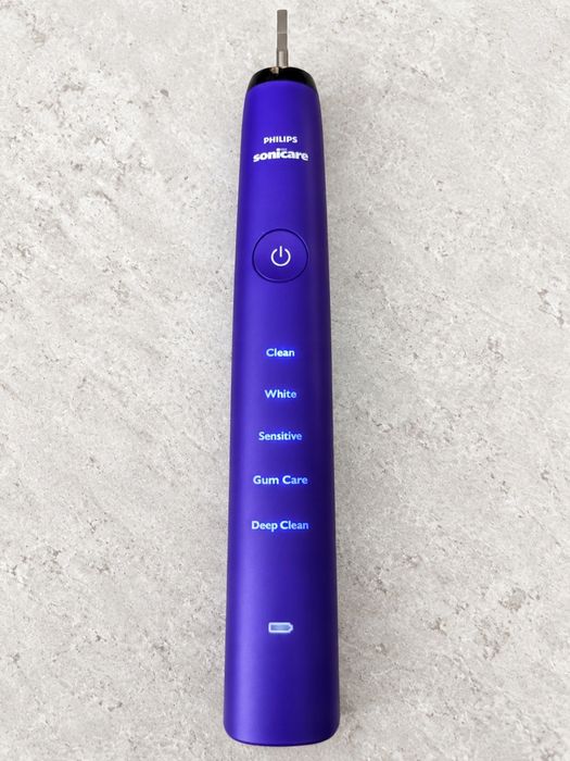 Szczoteczka elektryczna Philips Sonicare Diamond Clean HX939V