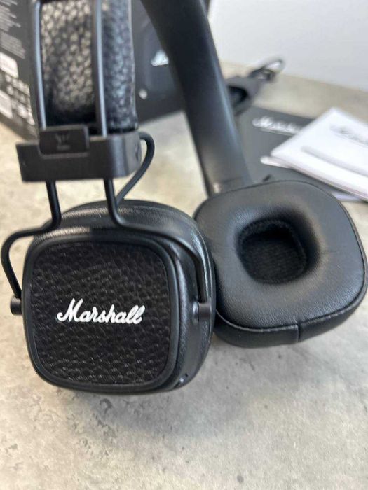 Marshall Major 5 Black — наушники с автономностью до 100 часов