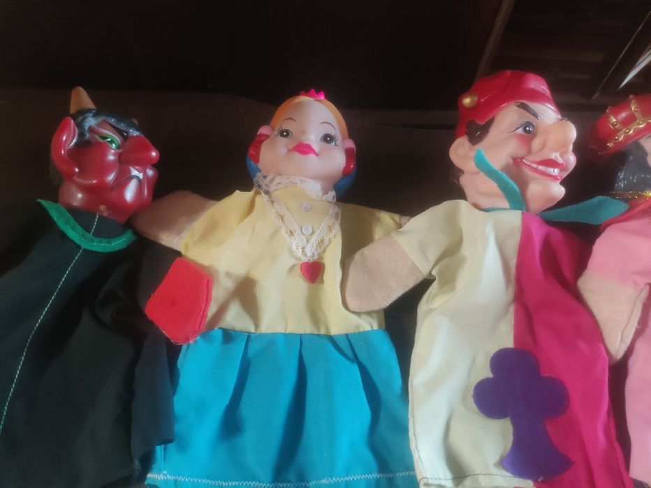 Продам ляльки,кукольний театр