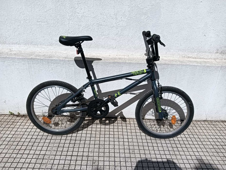 Bicicleta BMX B'Twin Wipe 300