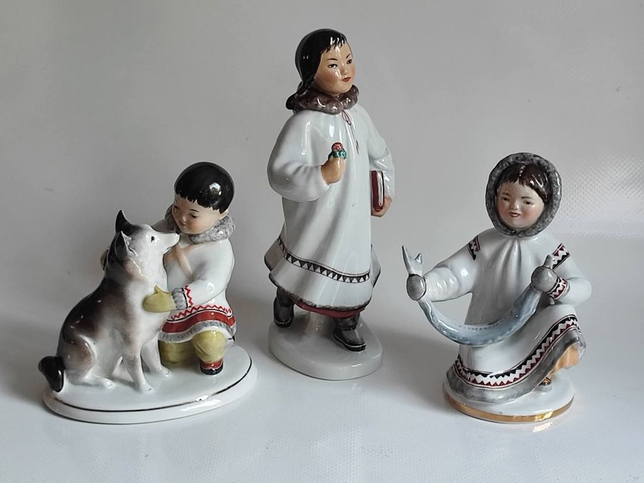 Porcelanowy Zestaw 3-ch Figurek z porcelany "Jakuty" (Якуты) – Łomonosow(LFZ), ZSRR.70 lata