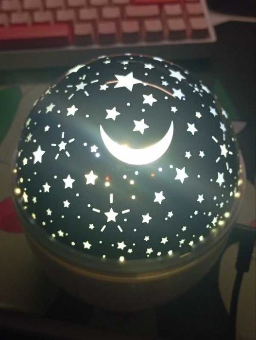 Lampka nocna gwiazdy 2 tryby księżyc na baterię USB