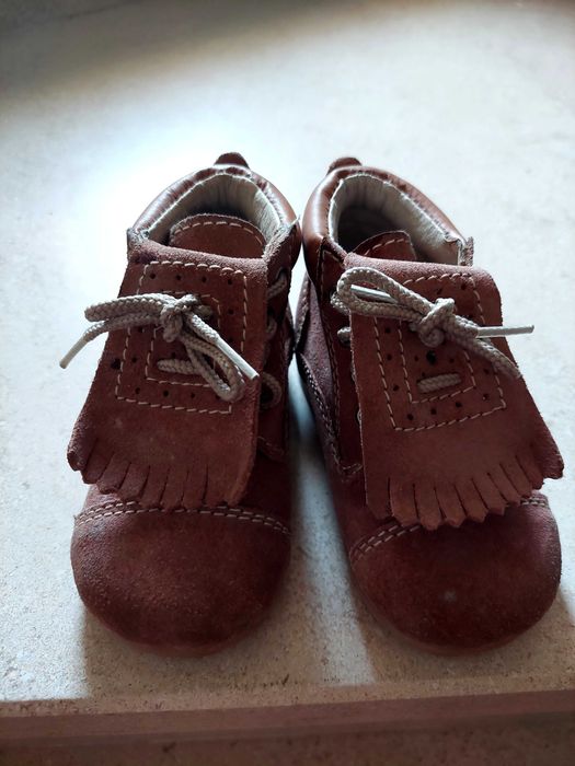 Botas carneiras de menina