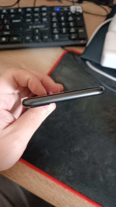 Iphone 7 plus на запчастини не заблокований