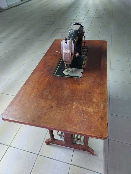 Máquina de Costura Oliva – Clássica e Funcional