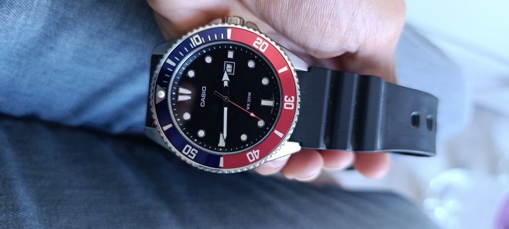 Relógios BOSS, Casio e Tommy Hilfiger — Bom Estado