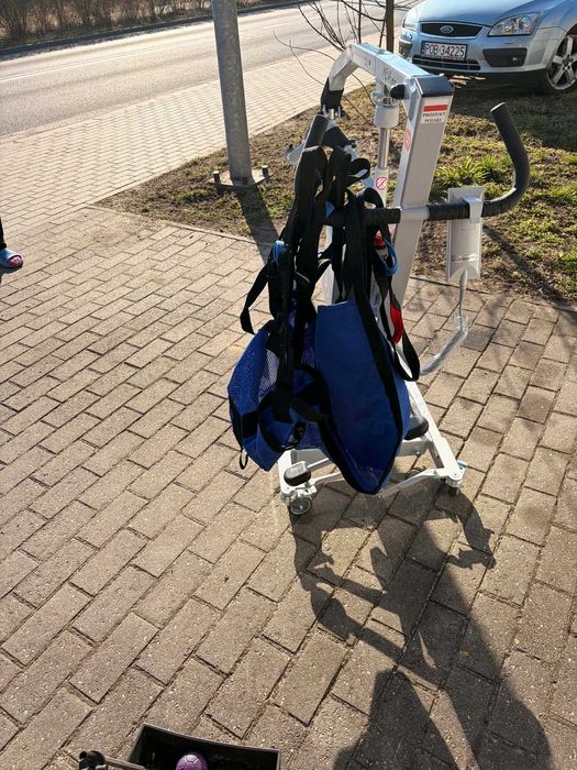 Podnośnik transportowy medyczny