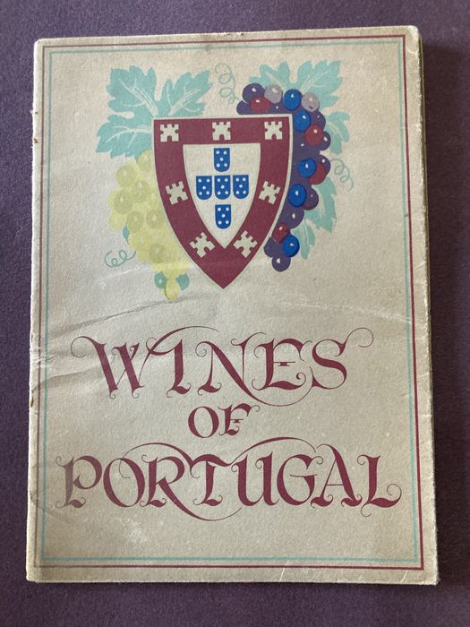 Desdobrável WINES OF PORTUGAL Junta Nacional Vinho Anos 50/60 (Inglês)