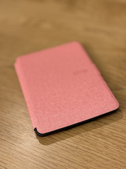 Kindle amazon  paperwhite 5.12.2.