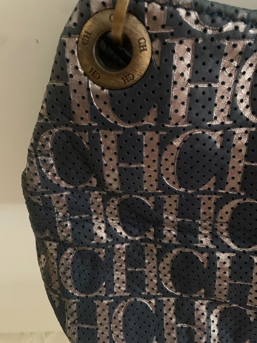 Carteira Carolina herrera azul com inciais prateadas