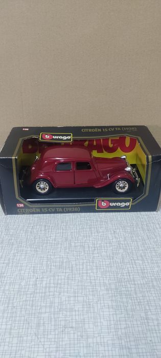 Carro CITRÖEN 15CV TA.1938 -Escala 1/24 -burago.