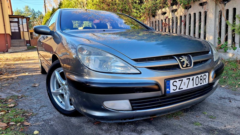Peugeot 607