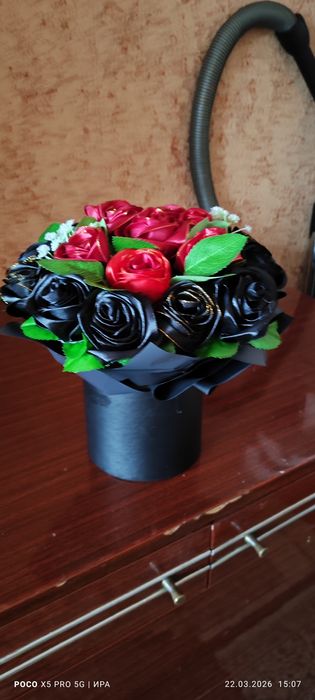 Квіти ручної роботи