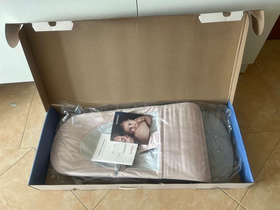 Espreguicadeira de bebé BABYBJORN rosa