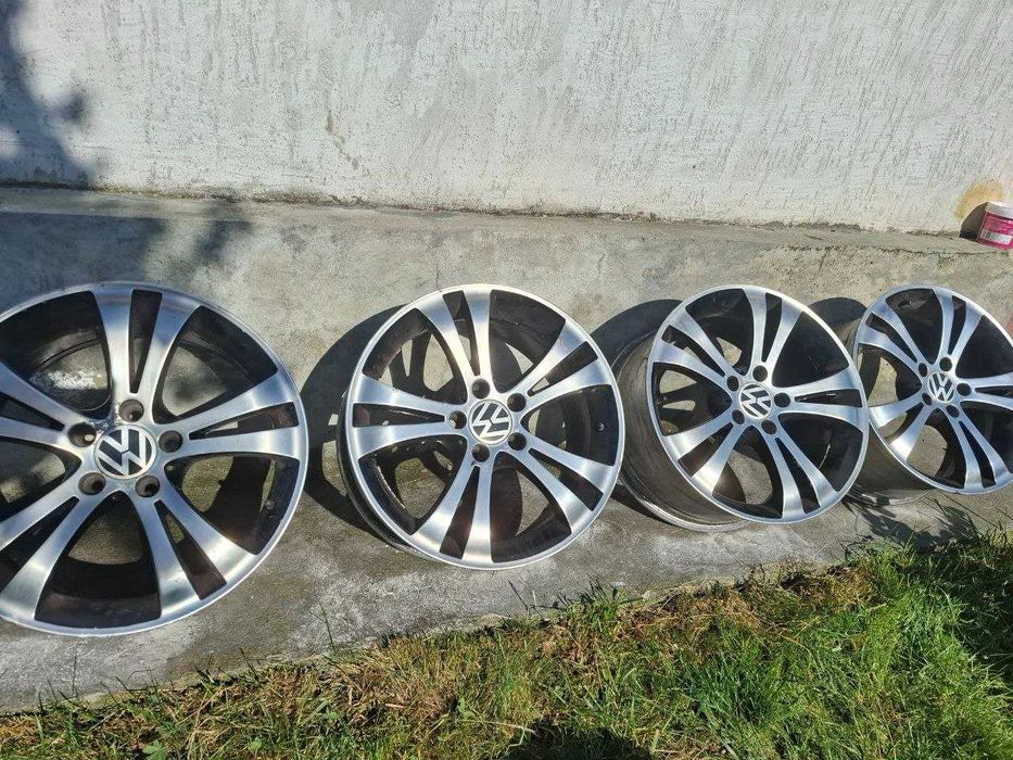 Диски титанові литі 5х112 r17 Passat B6