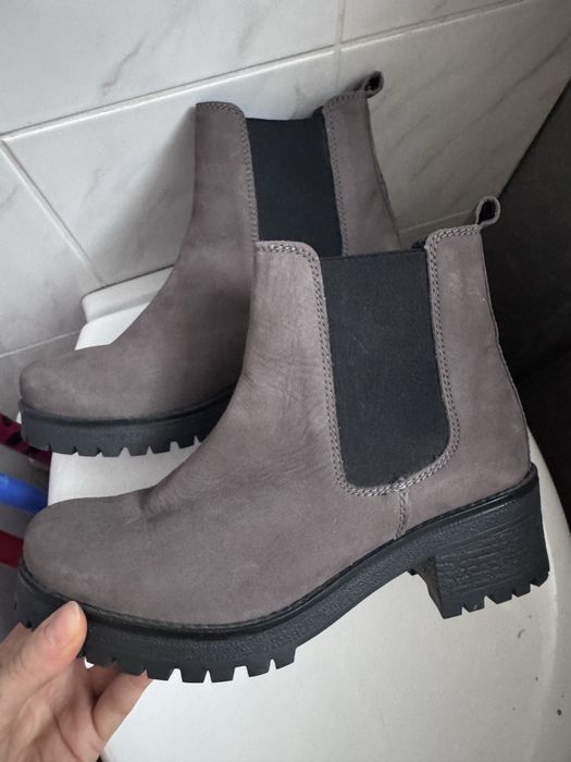 Zamszowe botki vintage