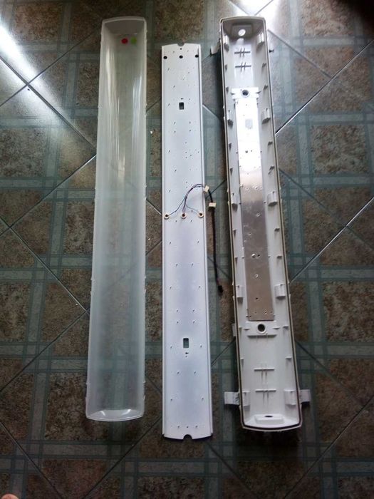 Armaduras estanques LED IP66 da marca Trevos, como NOVAS!