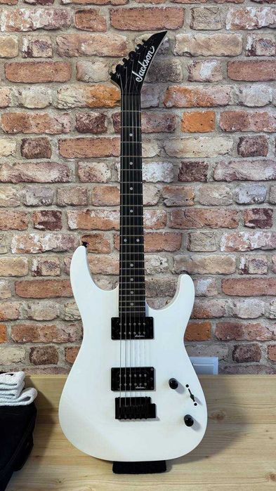 Електрогітара  Jackson JS11 Dinky Ah White
