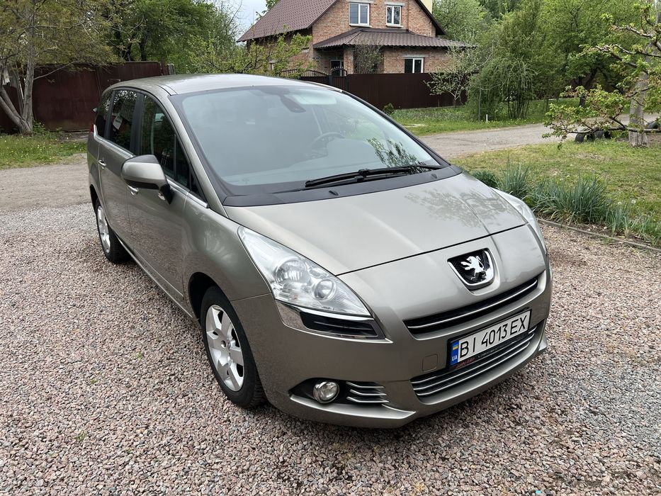 Peugeot 5008 1.6 2012