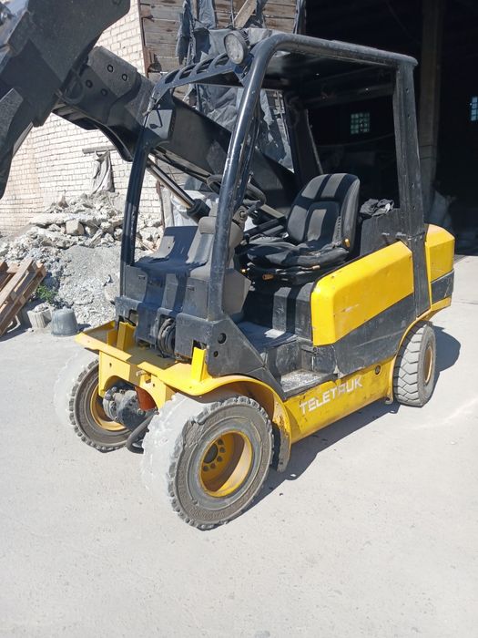 Навантаж телескопічний JCB TXT