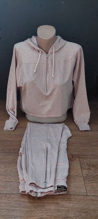Костюм спортивный H&M