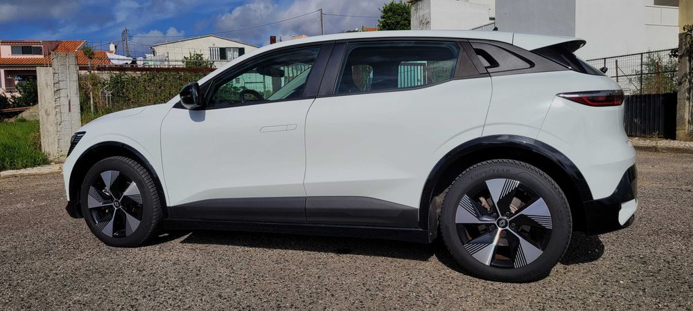Renault Megane E-Tech EV40 2023 – 15.100 km