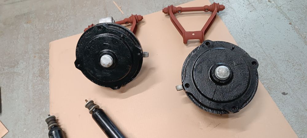 Fiat 126p układ zawieszenia zwrotnice bębny pod cytryny