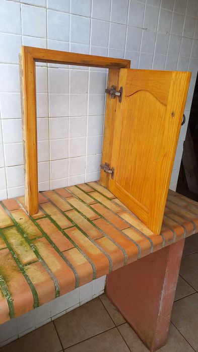 Portas de pinho com aro