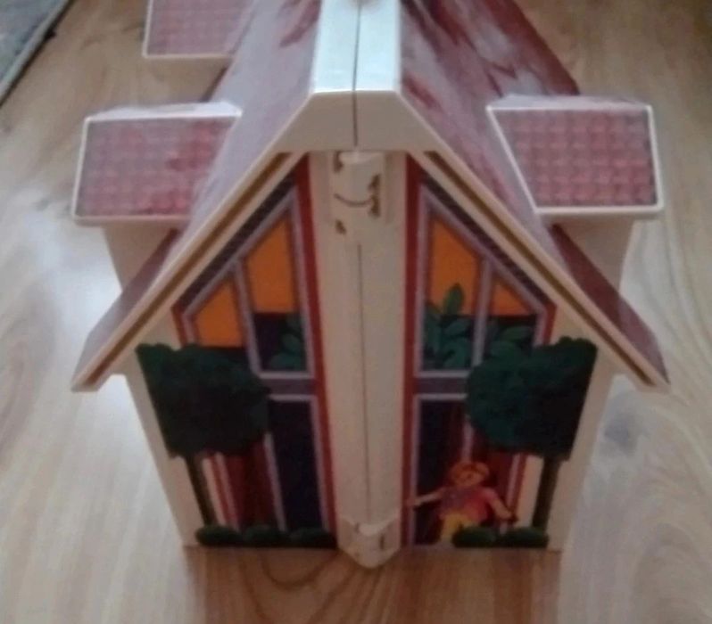 Duży domek Playmobil z akcesoriami