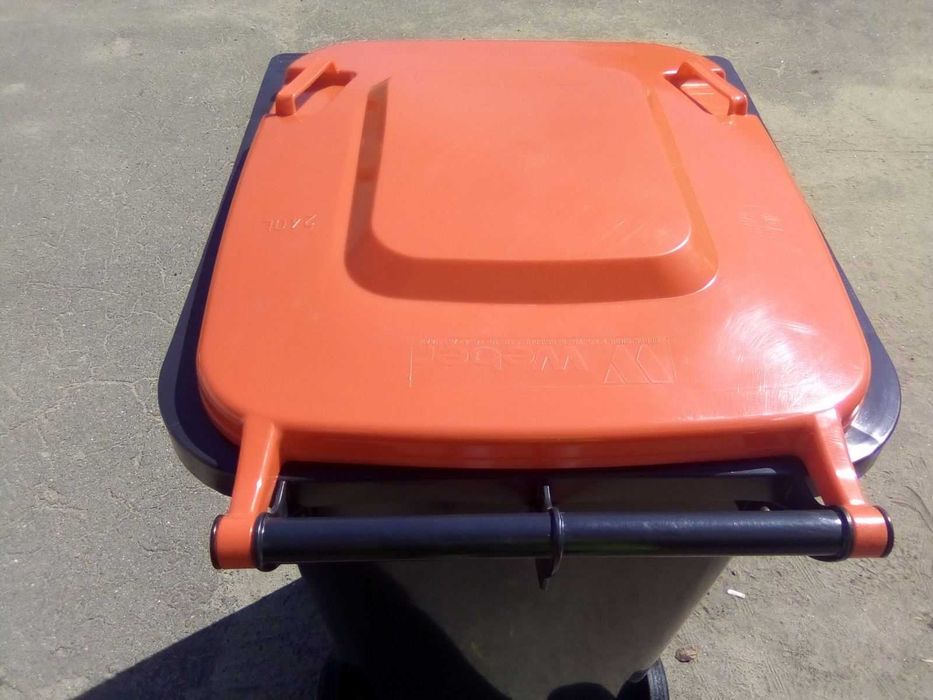 Мусорный бак,контейнер WEBER,бак сміттєвий,бак для сміття,бак 240л