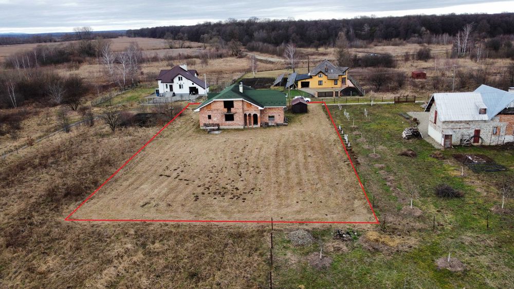 Продається будинок поруч м.Стрий