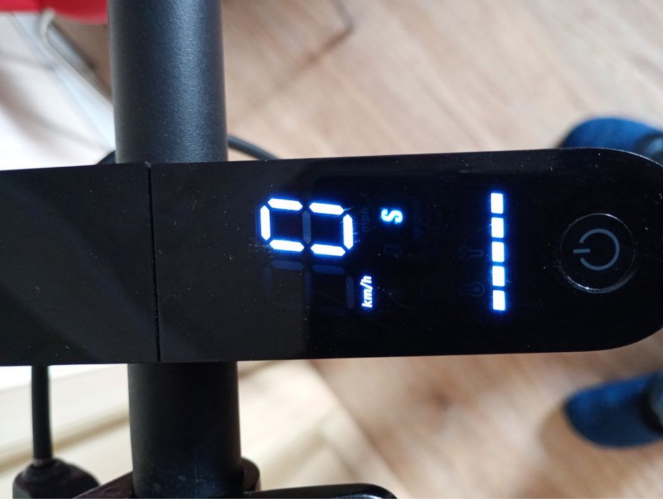 Електросамокат xiaomi
