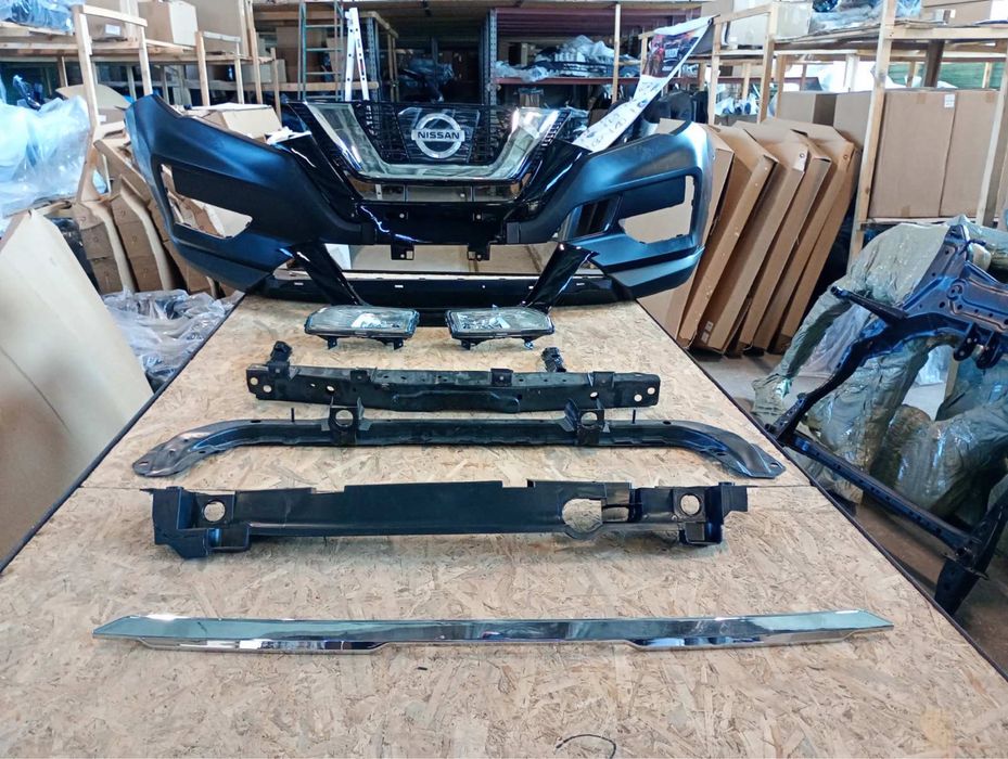 Задній бампер Nissan Rogue T32 .Бампер задній  Nissan X-Trail T32