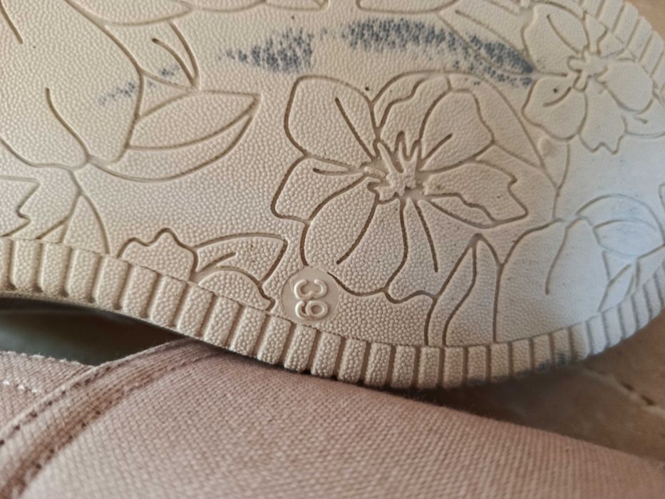 Letnie damskie buty w stylu espadryli 39