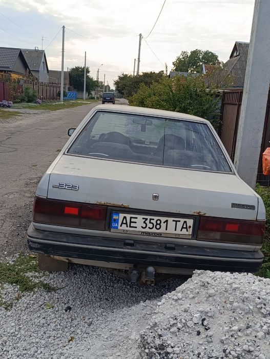 Продам Мазда 323