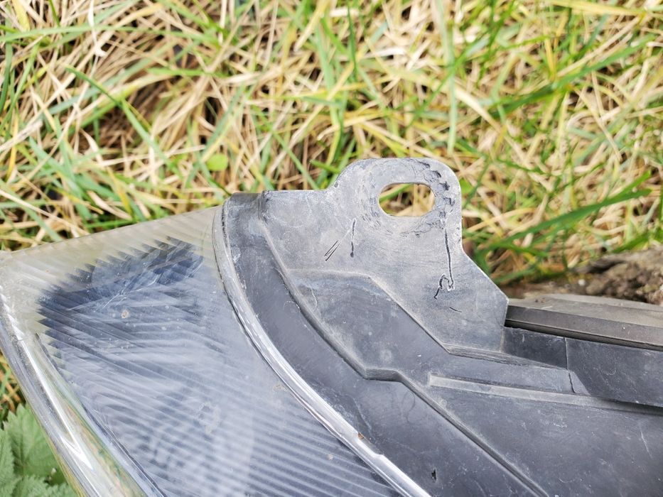 Фара передня ліва Ford Focus 3 F1EB13W030PB