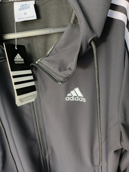 Костюмы Adidas, Nike