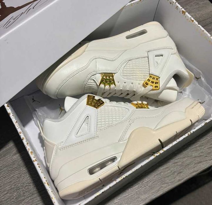 Jordan 4 Retro Metallic Gold R.41