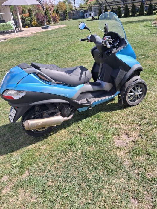 Skuter Piaggio MP3 250cm Ładny