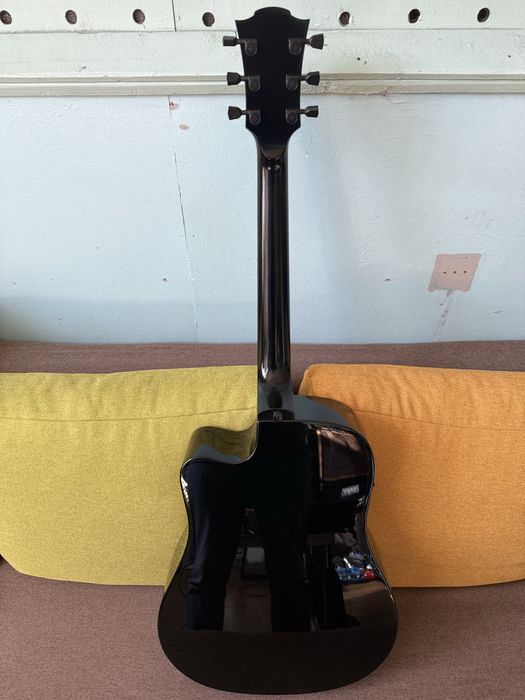 Продам гітару Lag DT66 dce