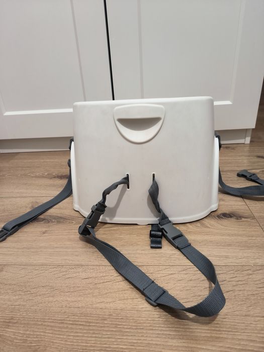 Krzesełko turystyczne dla dziecka  do karmienia Ingenuity