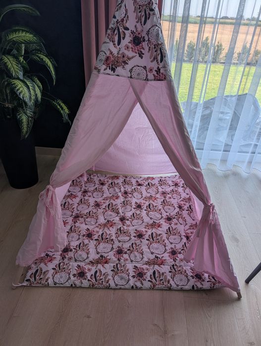 Namiot tipi dla dziewczynki