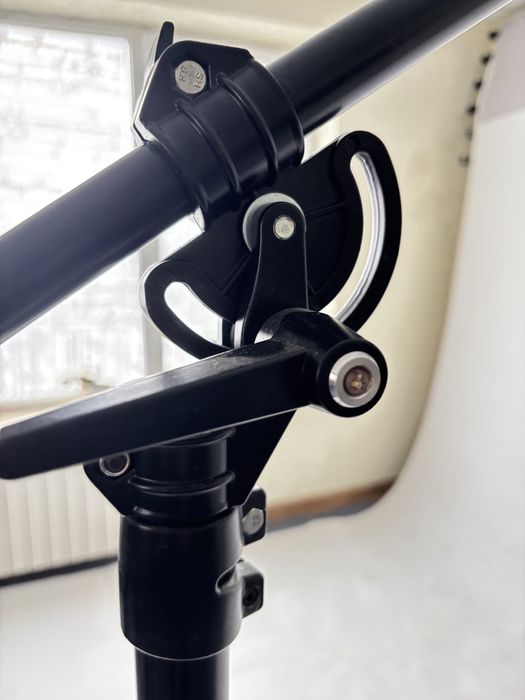 Стійка журавель для фотокамер та смартфонів