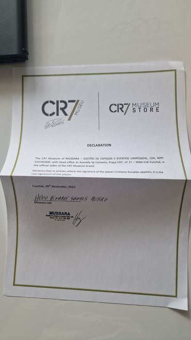 Złota piłka ronaldo z podpisem