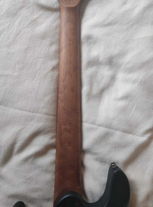 Cort KX307 Multi Scale Open Pore Black